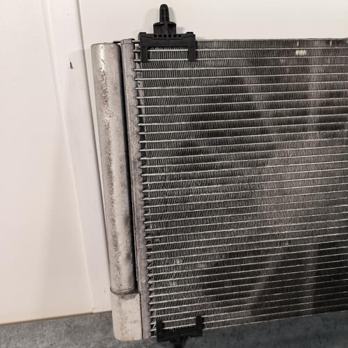 109885926-2e657a98-673a-48f7-a2f5-b51bceb3d5f7-Piece-Condenseur-de-clim-6455GH-PEUGEOT-5008-1-PHASE-1-6075015e2f053eaa3a493eaf6ffd59ede9c5fe2c08d38625fa306906d8b5442b_m.jpg