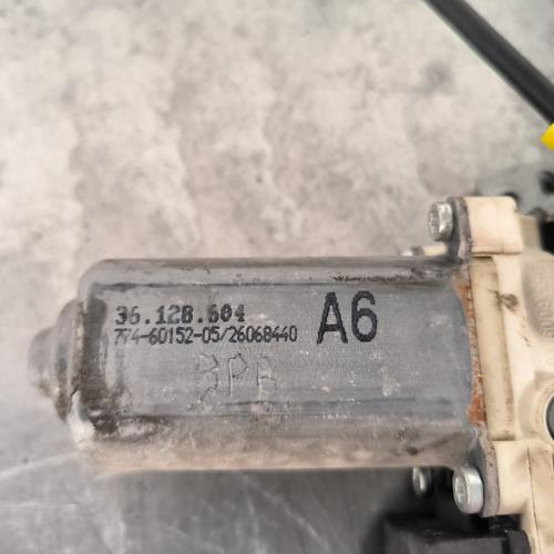 109892485-8d4eed00-b20c-4b31-9082-e8b89818c9f3-Piece-Leve-vitre-electrique-avant-gauche-00009221X3-CITROEN-C2-PHASE-1-293694fef6b1a200438c723744a7d9743be1517d3c17dec058dccc0957fbf6c2_m.jpg