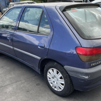 Vehicule-PEUGEOT-306%2520PHASE%25202-1998-8c83092ff0d62f10c971108fc42c2898f765b7e7fc7fba27be9e1ccc6e089706_m.jpg