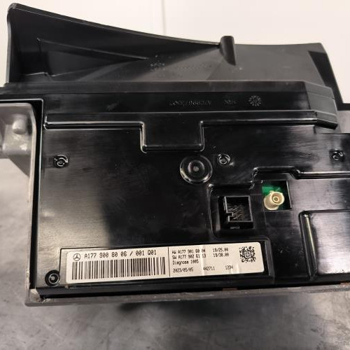 109947115-70c40ade-c6cd-4625-a060-56a1c6753f0b-Piece-Afficheur-A1779008006-MERCEDES-CLASSE-CLA-118-COUPE-40299bafa950c65c1921331716b970c4a9f81672e2cbfe6179a59e7eddced0a9_m.jpg