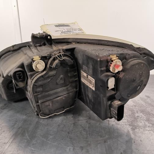 110002050-24bd7af8-cc76-4be8-ba6a-dd22acf20f7b-Piece-Optique-avant-principal-droit-feuxphare-5P1941006E-SEAT-LEON-2-PHASE-1-dcc56493e3d2c977546e385d53f797eaf7cef8a127e9913b0d0d4534cfb15b50_m.jpg