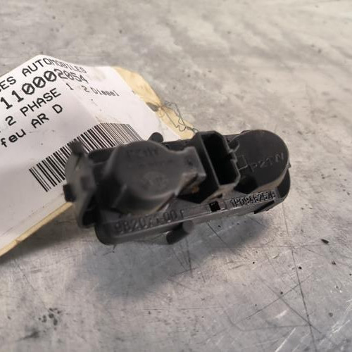 110002054-ba817d25-8f5f-4201-bdc4-50ecb1f11d7e-Piece-Platine-feu-arriere-droit-1P0945257D-SEAT-LEON-2-PHASE-1-7ba155c1220f0db49f71ccb4fe43d70d1173b20cb5ad17fcbb906c7155b8341c_m.jpg