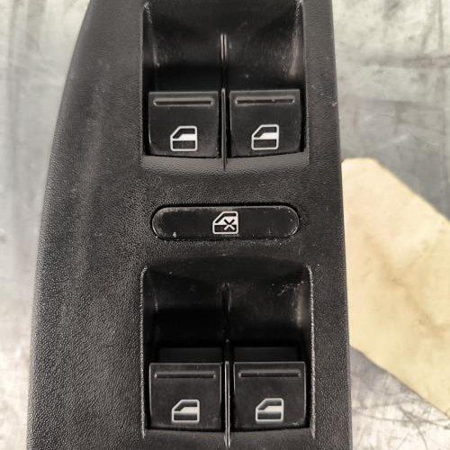 110003494-228050ae-c565-4e35-a607-94ff5ae4e0d9-Piece-Interrupteur-de-leve-vitre-avant-gauche-SEAT-LEON-2-PHASE-1-efc01ed0a63a9740b912ddc253ad77312f3c885fa5e682f2a17a04c9e7a9003f_m.jpg