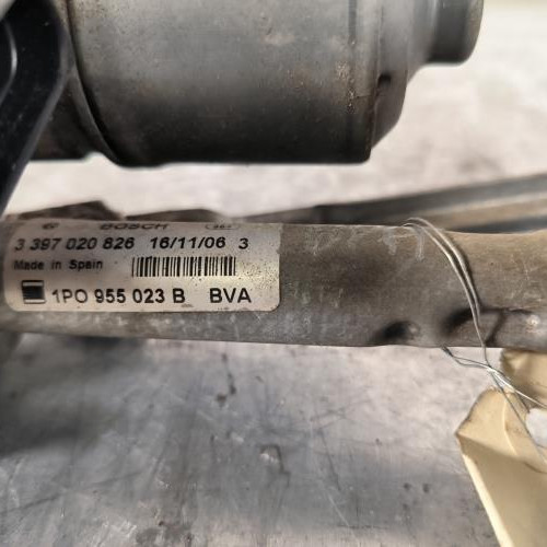 110003503-5c718b0c-1a11-4d53-8462-226e6ead30fa-Piece-Moteur-essuie-glace-avant-gauche-1P0955119D-SEAT-LEON-2-PHASE-1-2f9eaaee280f47cbce4620fb600679f3e388b752189508ab29057d0abbd285c4_m.jpg