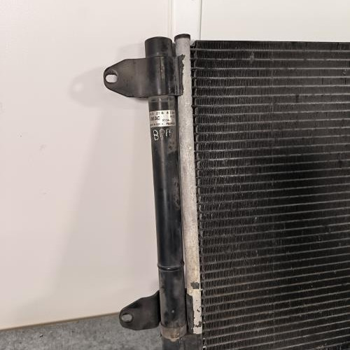 110004834-b479a3ae-b82e-4c9e-9b57-e94cfada3d3a-Piece-Condenseur-de-clim-1K0820411AH-SEAT-LEON-2-PHASE-1-2a53aea510f14a883601722d00f6b126126d9b36067eb7f804570d41d71bb20a_m.jpg