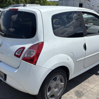 Vehicule-RENAULT-TWINGO%25202%2520PHASE%25202-2013-64b7aa4228e339a6ba8d2cbf5505a174f75c4f6edd5091f450486e5e17c70414_m.jpg