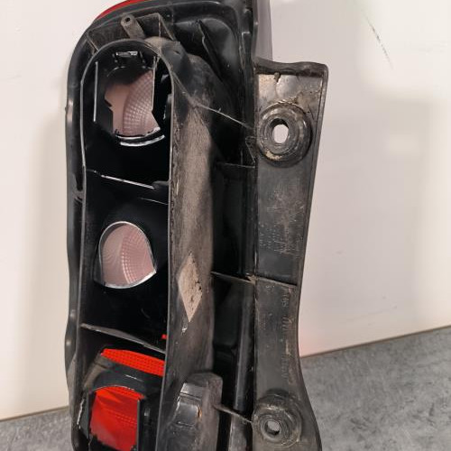 110133458-6142ba3f-8b10-447a-ad6d-45d8a8656f57-Piece-Feu-arriere-principal-droit-feux-26554-BC10A-NISSAN-MICRA-3-PHASE-2-5a5c3672f8658fb0d1ec7fc13be566d64038d96d81c986e7749019dc4206ba1c_m.jpg