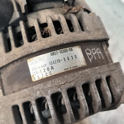 Vehicule-FORD-C-MAX%25201%2520PHASE%25201-2006-84a3fa15f218563c54af2bf701a4a35276b3a1729aa94850670562166f45cac3_m.jpg