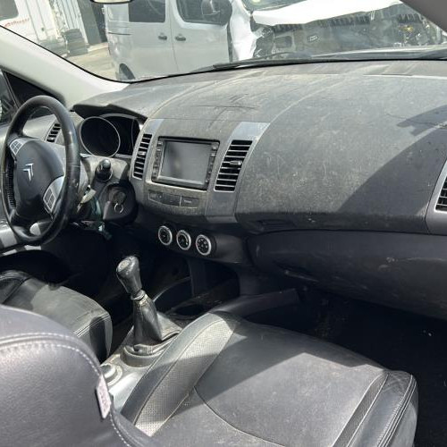 Vehicule-CITROEN-C-CROSSER-2007-6ac50cc4173e51178a6e1f8c61fb0c7dd21d031f074fa3349735c490b16ed954_m.jpg