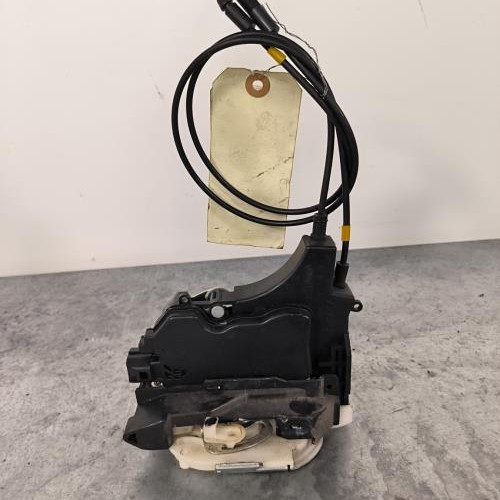 110268781-0a919f65-464f-4076-965e-b9c937781ac3-Piece-Fermeture-centralisee-arriere-gauche-00009137N0-CITROEN-C-CROSSER-1739268c3024656847918b16a0ea1052ed855a4b97475af809b7bc97fcb925de_m.jpg