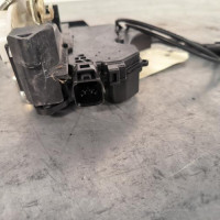 110268782-07d1a026-1e85-4c59-93c4-1583884ded38-Piece-Fermeture-centralisee-avant-droit-00009136CQ-CITROEN-C-CROSSER-604916cfb78c27775a9f99bb65e82aabd4d46b737a998838c810f1341975574f_m.jpg