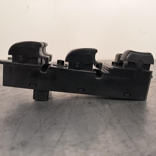 110268785-98bf5d43-317b-4dee-be53-025f3e9163d5-Piece-Interrupteur-de-leve-vitre-avant-gauche-00006590X0-CITROEN-C-CROSSER-30dc6e44f14353b7525318ed40a3085339870d242b8fbd6f4152217f3070b9fe_m.jpg