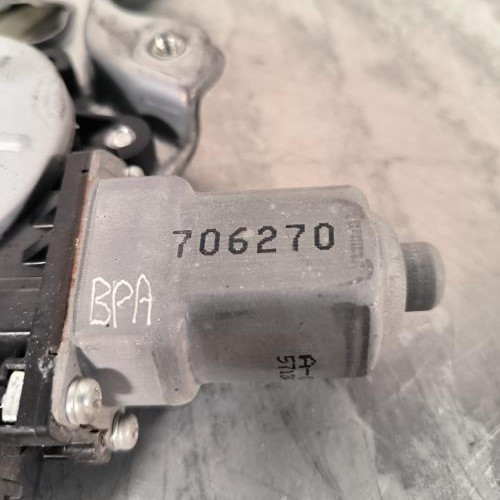 110268790-e2522900-40c1-4d05-ba2b-d8d0e6a71a08-Piece-Leve-vitre-electrique-avant-gauche-00009221CT-CITROEN-C-CROSSER-e3d7470353145b4433f97bc017d7d7c33070144134d1fa45915878e63115bf87_m.jpg