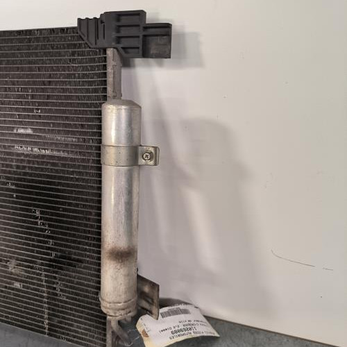 110269089-6ebbcfcd-9607-4ebc-95f7-bc9b5f1e8bc5-Piece-Condenseur-de-clim-1687853380-CITROEN-C-CROSSER-0e5bfbe141dc523d31591aa6e3420e8df8a48a55f0482a274b36ea84c488d95a_m.jpg