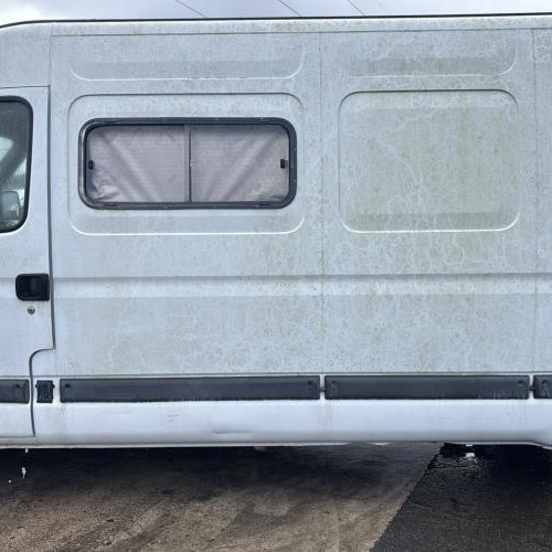 Vehicule-RENAULT-MASTER%25202%2520PHASE%25201-2000-bd365023a148969934ffa69e0d5e121f97ca83895fc376d14fbd2819797829b7_m.jpg