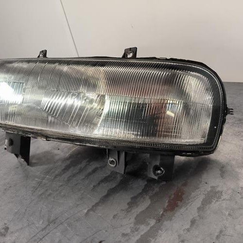 110385749-825d75ba-790c-4fba-bfd3-cb79a4356a0e-Piece-Optique-avant-principal-droit-feuxphare-7701044520-RENAULT-MASTER-2-PHASE-1-38414e72c0813acd277de681e305b81800e58ebcb9f90760285c0958a4de38e7_m.jpg