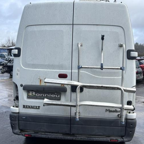 Vehicule-RENAULT-MASTER%25202%2520PHASE%25201-2000-2820c1f2dece7aee7a66c3675f04df284ab2cdb7df91046ee097b12f10ad8a14_m.jpg