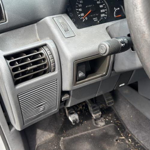 Vehicule-RENAULT-CLIO%25201%2520PHASE%25201-1992-4576bdd0252cbcbc7f1d605be1b3c2374e9fbf6c7e61b00174869a591f314760_m.jpg