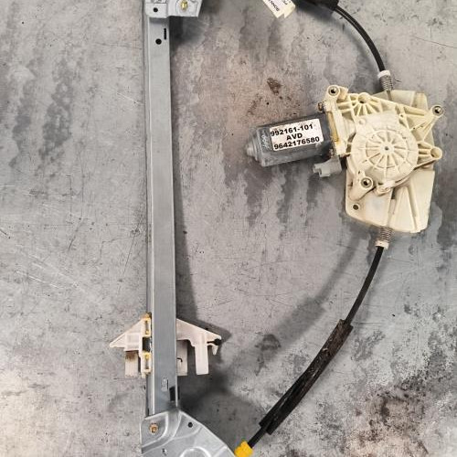 Leve vitre electrique avant droit