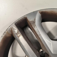 110861050-37d1036d-8910-4dcc-805c-e43f53a429a0-Piece-Enjoliveur-403154960R-RENAULT-MEGANE-4-587dda63033c97b1f4f15f34ba9560ce20649b4e04fad6be150588efcf1b1aa8_m.jpg