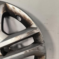 110861051-10b8b84e-242e-424f-aecf-ce462137216f-Piece-Enjoliveur-403154960R-RENAULT-MEGANE-4-0279fb4883f34d464b35e568b5bf4f948e482f2f9af63593ba08821738fee0ae_m.jpg