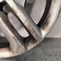 110861051-a857a595-2993-4fb0-b153-244f452875b7-Piece-Enjoliveur-403154960R-RENAULT-MEGANE-4-78577e03f542e5b7d4b292ad533bcd848f2c89f81964ca5ea42c9c7a484228fc_m.jpg
