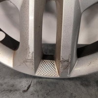 110861052-c90dace9-3b7f-42a4-aeca-0e5cc74a0a40-Piece-Enjoliveur-403154960R-RENAULT-MEGANE-4-92e6d092fa10d8087f1aaa84eb05810a43df86279d4c4ef1f6e5b905852f0ab0_m.jpg