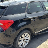 Vehicule-DS-DS5%2520PHASE%25202-2015-f93f4fe587b5a49506a689d48b3c8af9f09667a6602eebc833cdd0701c222b9b_m.jpg