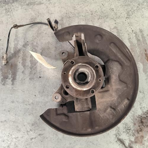 Fusee avant gauche