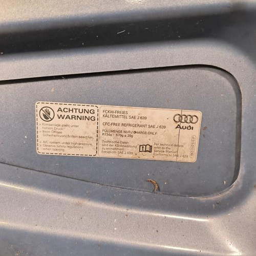 110910538-7269b981-e3d4-42ff-95c6-a4927759fb6c-Piece-Capot-8K0823029D-AUDI-A4-3-PHASE-1-5ce8869fcdeb3d09275891167dea1287d0e27967c76fbdd03482b7ea8db15cbc_m.jpg