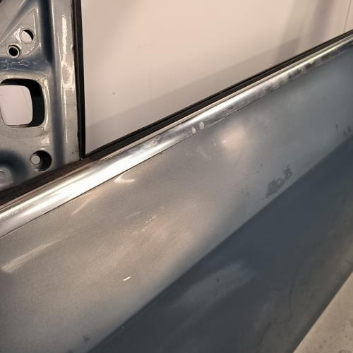 110910574-efe6a8de-86d5-4a64-bb97-b22bd4a04baf-Piece-Porte-avant-gauche-8K0831051J-AUDI-A4-3-PHASE-1-02a561001875fdf655c4c5f62dcbd5c016dd4cfbb56ff09c87b177fea0a5c7d0_m.jpg