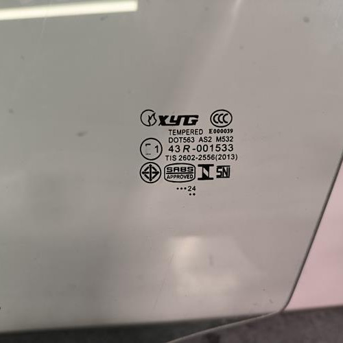 110910589-1c85b413-25ce-4564-8ca1-e1ee823fa64b-Piece-Vitre-avant-gauche-8K0845201C-AUDI-A4-3-PHASE-1-8e5d25145755e99a688ca67863fbbd1a954001fa761335bc57aae432afdf7c43_m.jpg