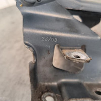 110911780-52d6ab5e-a803-4b6d-9c64-fb6d971a5e89-Piece-Charniere-de-capot-8K0823301D-AUDI-A4-3-PHASE-1-1e4ed2e2fd54f9a4e0d08ce2b0f05f362dc2d991d405e0988d9e91a55c153897_m.jpg