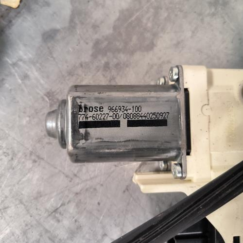 Vehicule-AUDI-A4%25203%2520PHASE%25201-2008-0294279d9ed297405655608730c3d651a668fcbc107a0f158178b9bdb16b2521_m.jpg