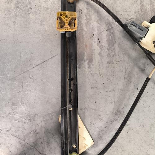 110911796-1d358e3b-e42c-4d44-bc6c-02a997f0eb2c-Piece-Leve-vitre-electrique-avant-gauche-8K0837461C-AUDI-A4-3-PHASE-1-ce50765e4082b1708ab8f7cd7e3d4c1680fab581d11d6c08a5751418d3dbe9d4_m.jpg