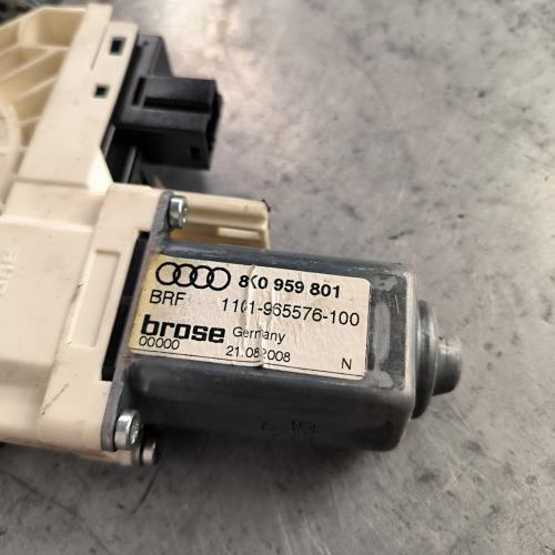 110911796-56a4772b-ade7-446f-af22-0253d729f37f-Piece-Leve-vitre-electrique-avant-gauche-8K0837461C-AUDI-A4-3-PHASE-1-83c29450e96a1c733d76941d7969df37512f806cfa280692d0064d5d96afd090_m.jpg