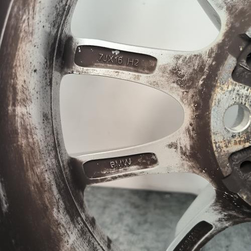 110920553-6d302fb4-b1a4-47e7-8cf2-08be3afa5876-Piece-Jante-36116796219-BMW-54f0e7216473cfc07eae7a007d8d6ada6605ce9c6752cb8529a00e88be8422be_m.jpg