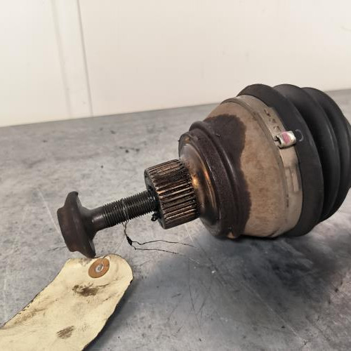 110920641-cf0f991e-014a-451c-b576-5693fc55a80c-Piece-Cardan-droit-transmission-8K0407271AJ-AUDI-A4-3-PHASE-1-21ec7530452b088dcd512c411fdeb64183dada70a9c88682c6449f075697c904_m.jpg