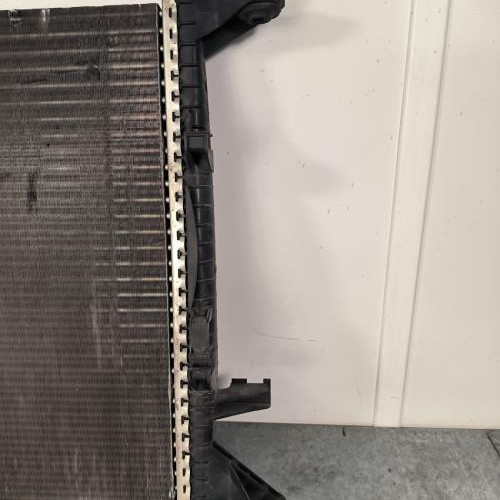 110920657-1df39d15-08e8-409a-bd84-031ccf790419-Piece-Radiateur-eau-8K0121251R-AUDI-A4-3-PHASE-1-07a734e5a4ed6ea01f9d7a13b5b1c6419a0e18f2462c8ba823ce9b322f3d35d3_m.jpg