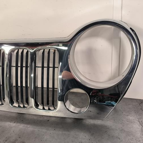110969436-287281a9-d131-483d-85cc-7b9d7a584e18-Piece-Calandre-5JR27ZZZAE-JEEP-CHEROKEE-2-PHASE-2-76f3058d5cc2a1964b0b578bac5eb7a59e71ef4ed4df36281876c15f736e1bd4_m.jpg