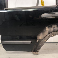 110969468-19e1853a-6297-456d-b387-2f43e5935b47-Piece-Porte-arriere-gauche-55176907AI-JEEP-CHEROKEE-2-PHASE-2-c37aea452f29b22ffee6fddb763d0d51eb9b00e59f8e2637783794281e3de88e_m.jpg