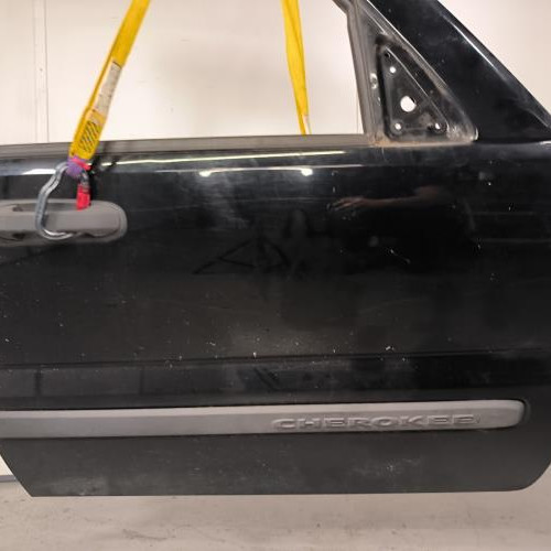 110969469-6ad76afd-1395-420b-9f04-b62cff3d4b80-Piece-Porte-avant-droit-55176890AI-JEEP-CHEROKEE-2-PHASE-2-7b537f198498941cb847b6a4d64ef31def878c8862ec8df9a06bb95726192f03_m.jpg