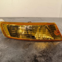 110969476-a554b066-4a69-4bda-900d-c7a595036a0b-Piece-Repetiteur-clignotant-avant-droit-Feux-5288895AC-JEEP-CHEROKEE-2-PHASE-2-3f1f15aadc2e2e6c5b1950c9bb4e956541fbe6fa8059a2e5badfdd50e63bcd31_m.jpg