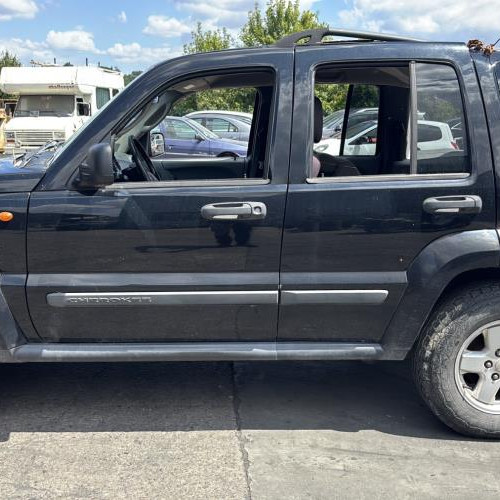 Vehicule-JEEP-CHEROKEE%25202%2520PHASE%25202-2007-732a12d147b0c845b1c904d79d3e303de96728370276e9e25377ee08a818eb68_m.jpg