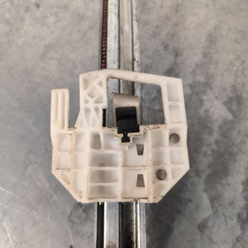 110969702-f495cb29-eb40-4ce3-8536-456c9f6cea8d-Piece-Leve-vitre-electrique-arriere-gauche-4589267AD-JEEP-CHEROKEE-2-PHASE-2-0728336af58ab7f2e4f358108b89897d94c062c0b5a47f5afe7ea7cd8c5076a6_m.jpg