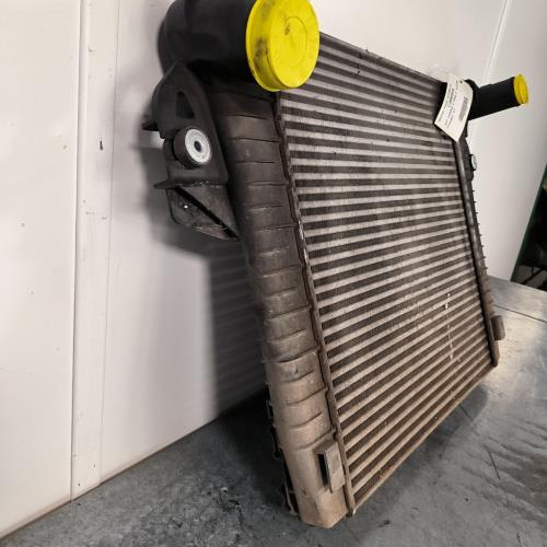 110969949-7a45f2b1-10d7-480d-ae51-43ddbe24a61c-Piece-Echangeur-air-Intercooler-JEEP-CHEROKEE-2-PHASE-2-41f8d07906998fc1de4747b6cc09e29e0495afb8c6ded6f438f87109a9313a31_m.jpg