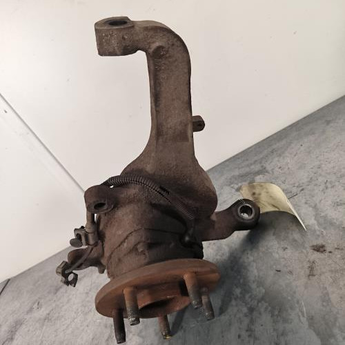 110969950-22eb503e-eec3-4747-9f13-837b699671cc-Piece-Fusee-avant-droit-52088652AD-JEEP-CHEROKEE-2-PHASE-2-8d8e2c7dd1f2ec50581cb62139c269007c277c754ebda8a26124dbd91fc37aae_m.jpg