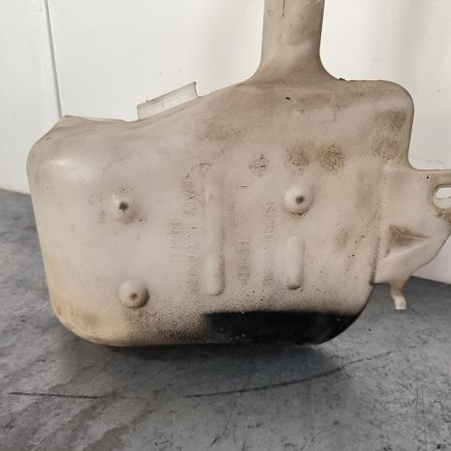 110969957-df06ae00-5f1d-4812-9973-4d7a45abf8ec-Piece-Vase-de-lave-glace-5161320AC-JEEP-CHEROKEE-2-PHASE-2-763c9ed6212a672fcf6d40e440ff58f018d2f15e9342ba7b71cfc2abf519dc16_m.jpg