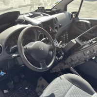 Vehicule-PEUGEOT-PARTNER%25202%2520PHASE%25201-2011-13a66f2e299d9c6d6a0af1c36c50bfd2d28466b59a61de1b6662dacc79c1c18e_m.jpg