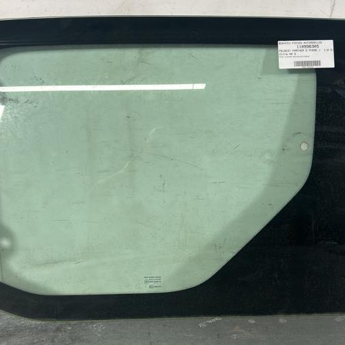 Vitre arriere gauche